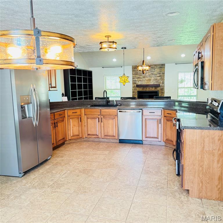 20256 Lavender Lane, Waynesville, MO 65583