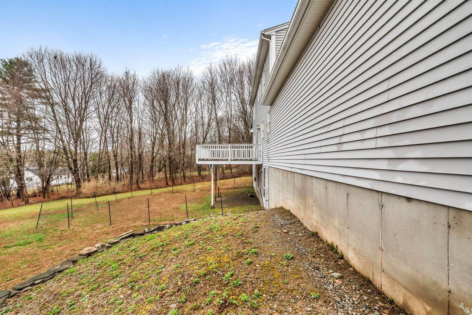 115 Old County Road, Hampden, ME 04444