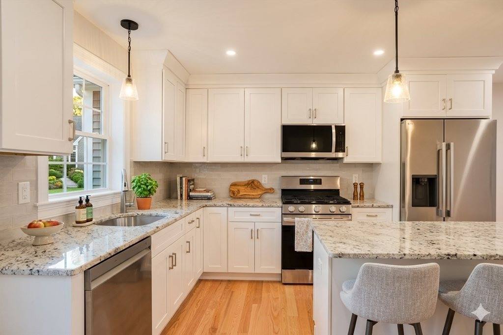 515 Mendon Road, #2, Attleboro, MA 02703