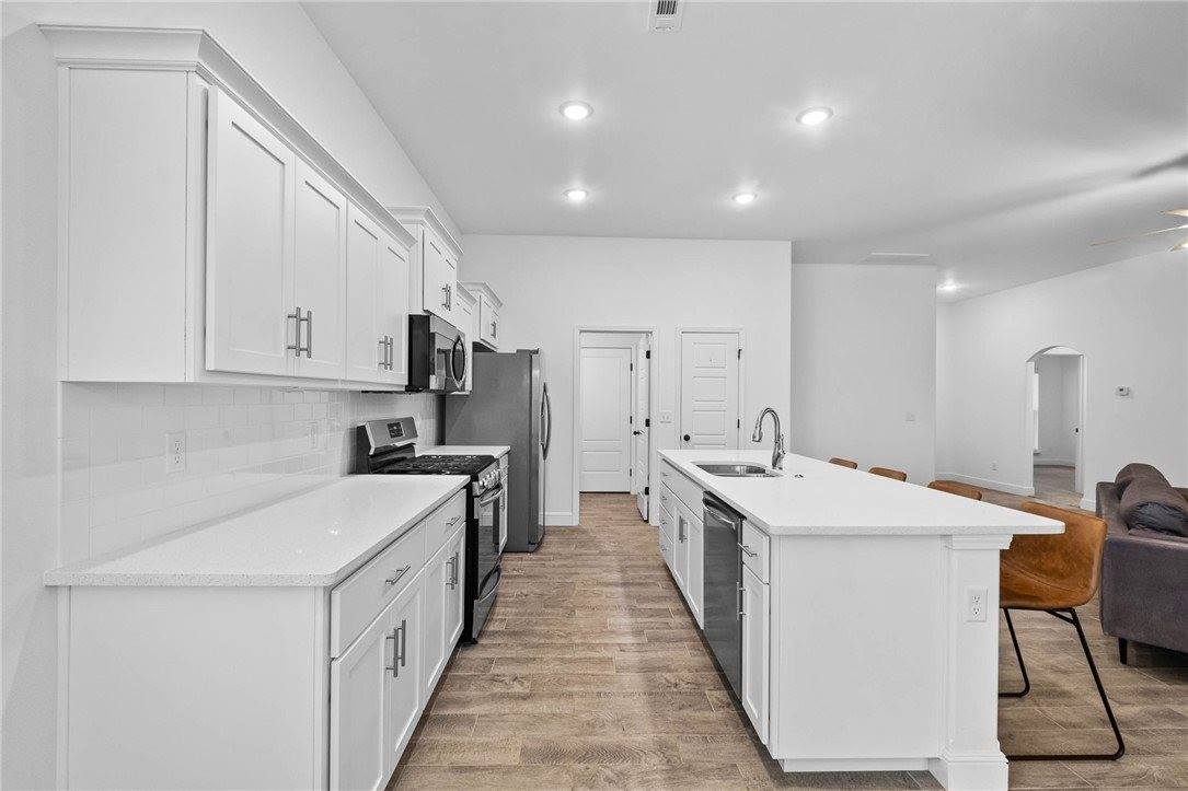 6005 NW Grant Street, Bentonville, AR 72713