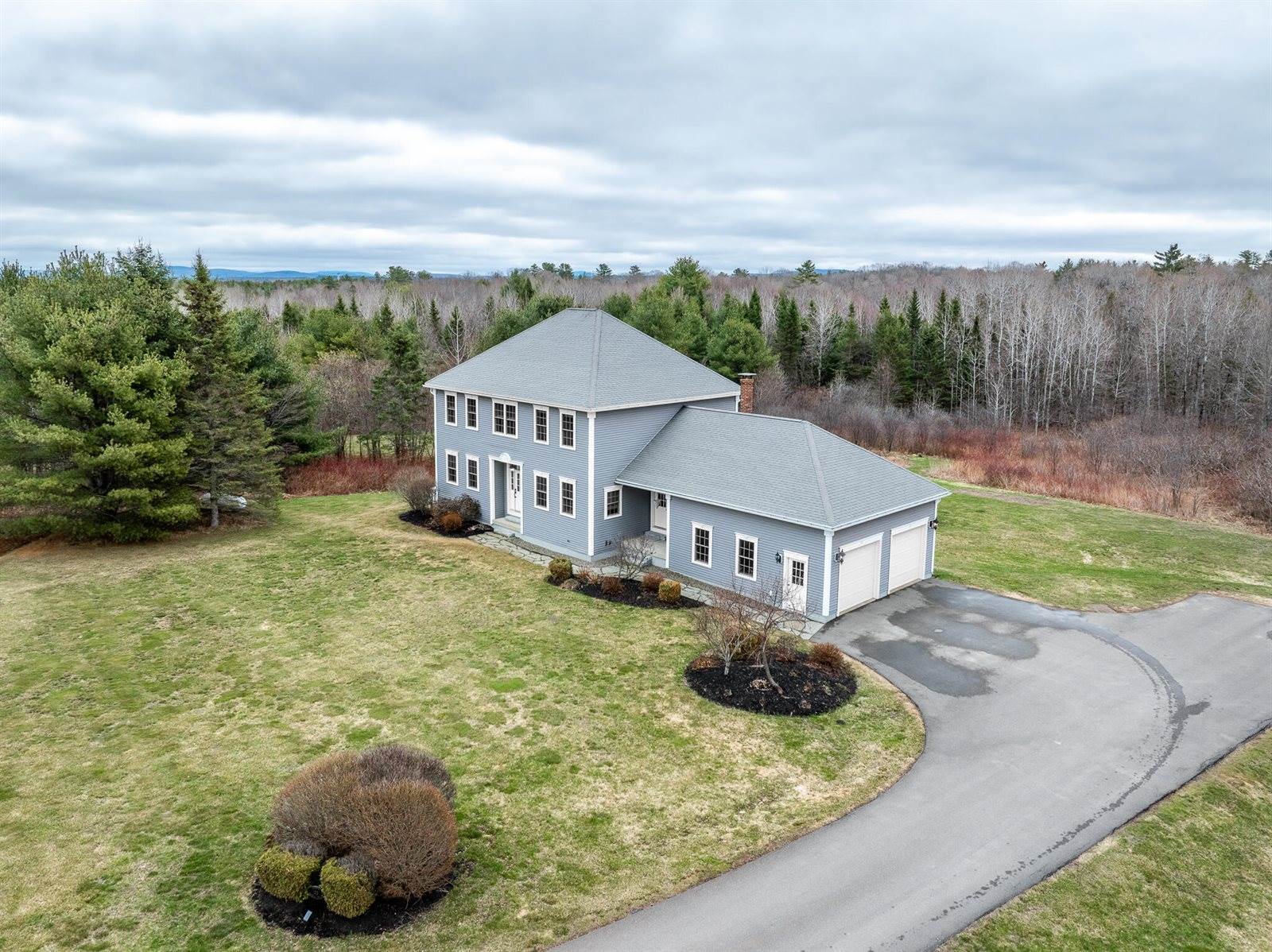 32 Country Meadow Drive, Hampden, ME 04444