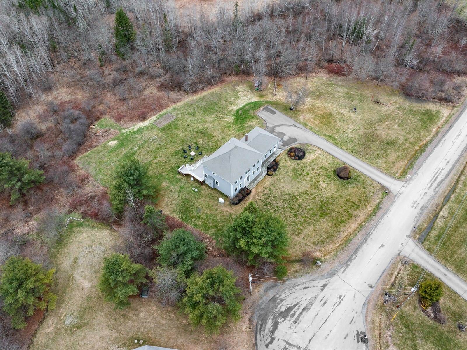 32 Country Meadow Drive, Hampden, ME 04444