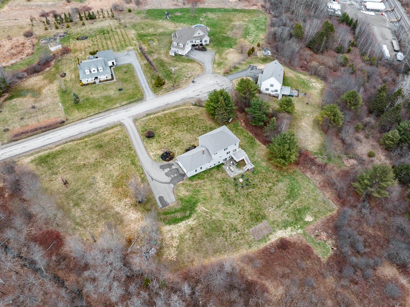 32 Country Meadow Drive, Hampden, ME 04444