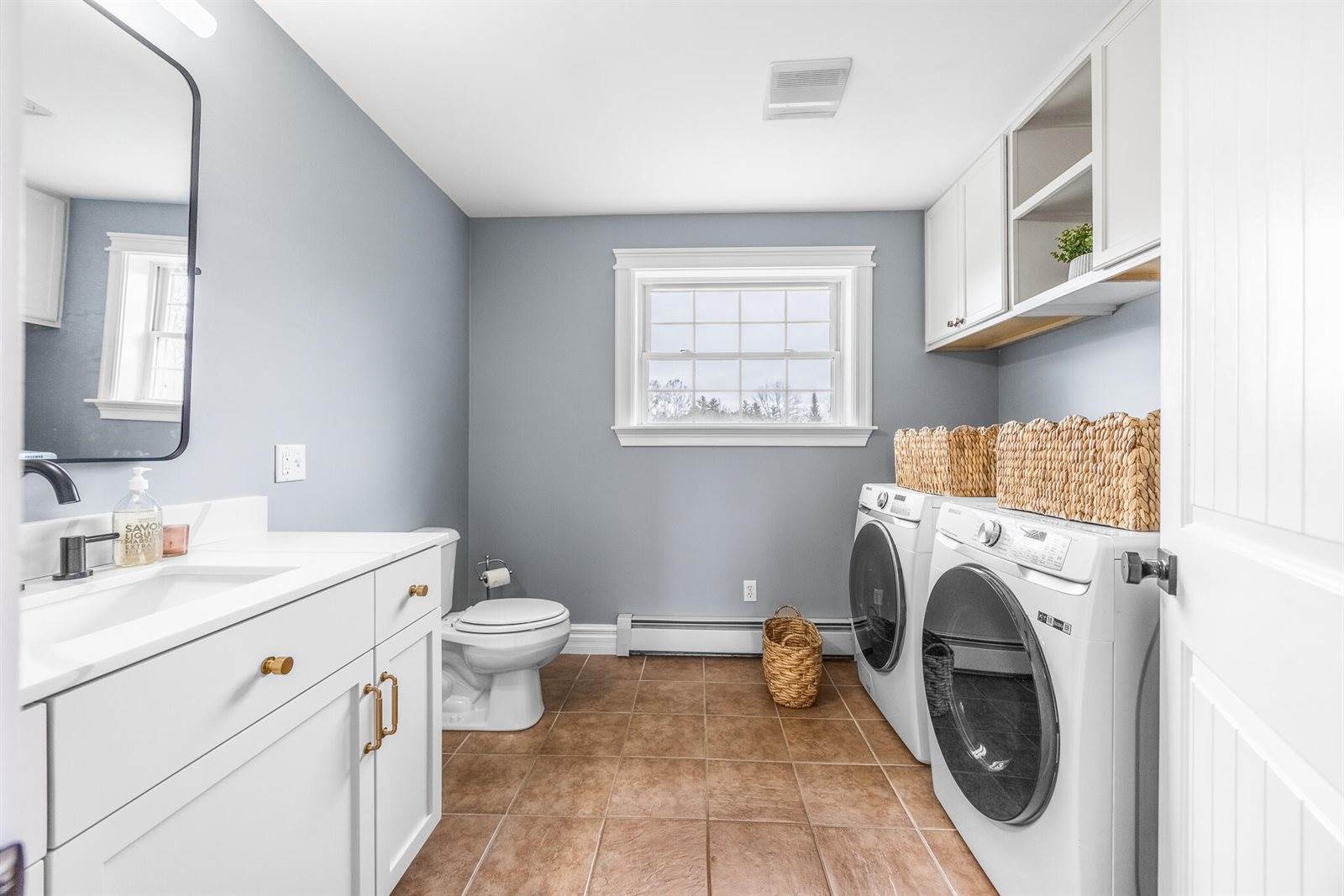 32 Country Meadow Drive, Hampden, ME 04444