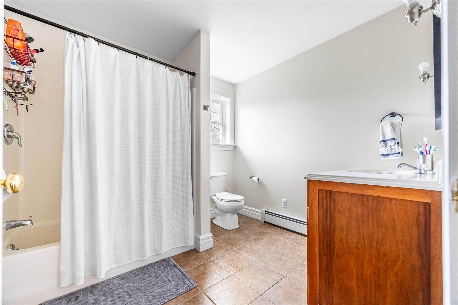 32 Country Meadow Drive, Hampden, ME 04444