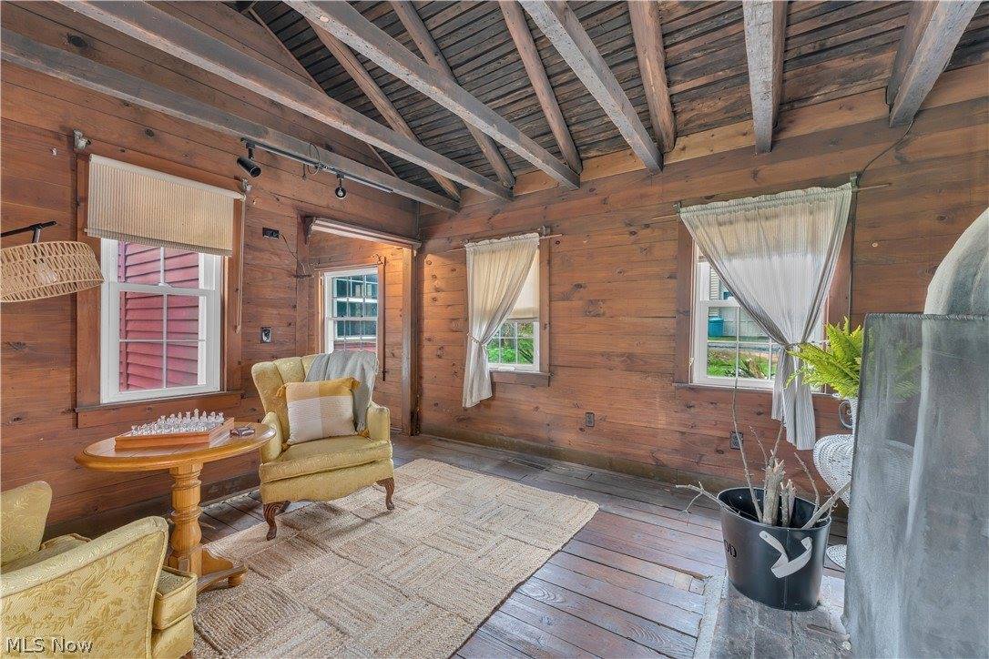 6486 East Garfield Road, Petersburg, OH 44454