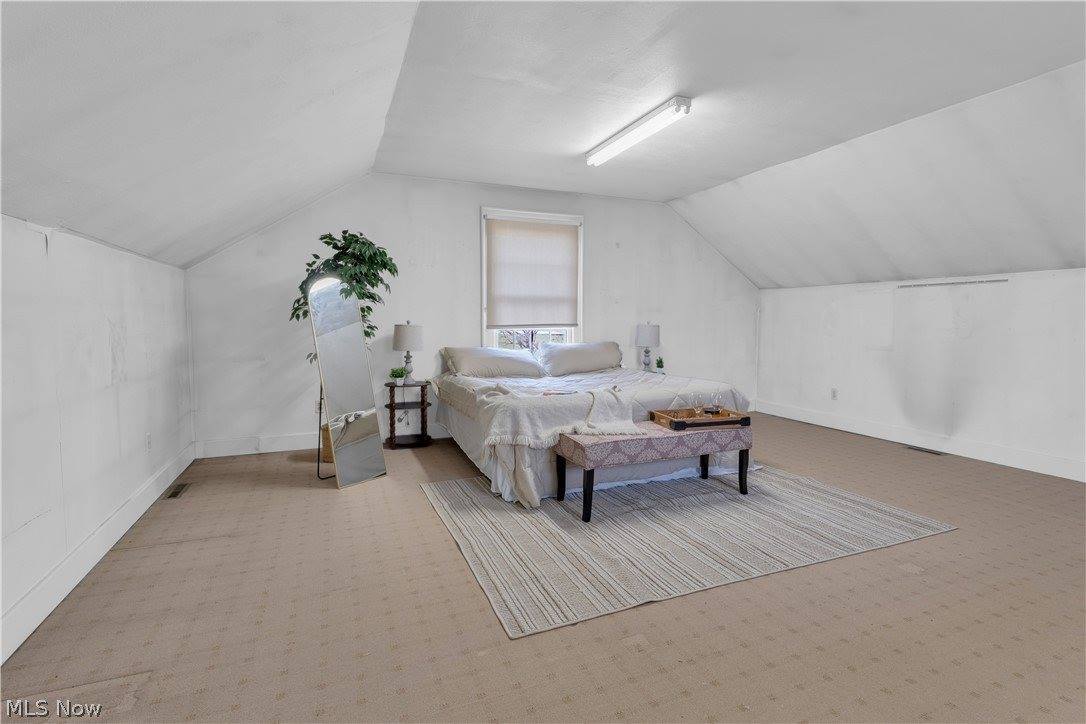 6486 East Garfield Road, Petersburg, OH 44454