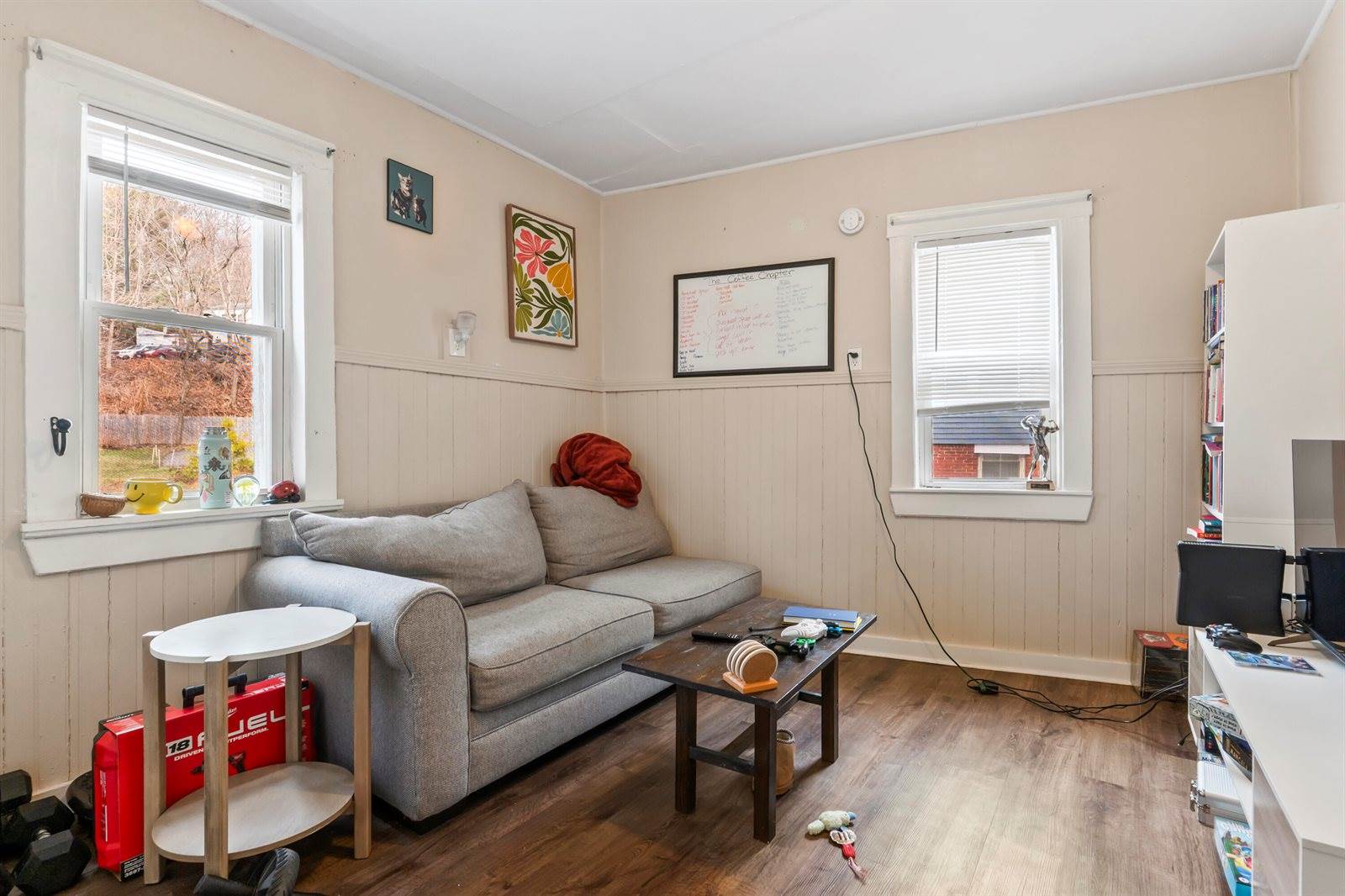 16 Main Street, Topsham, ME 04086