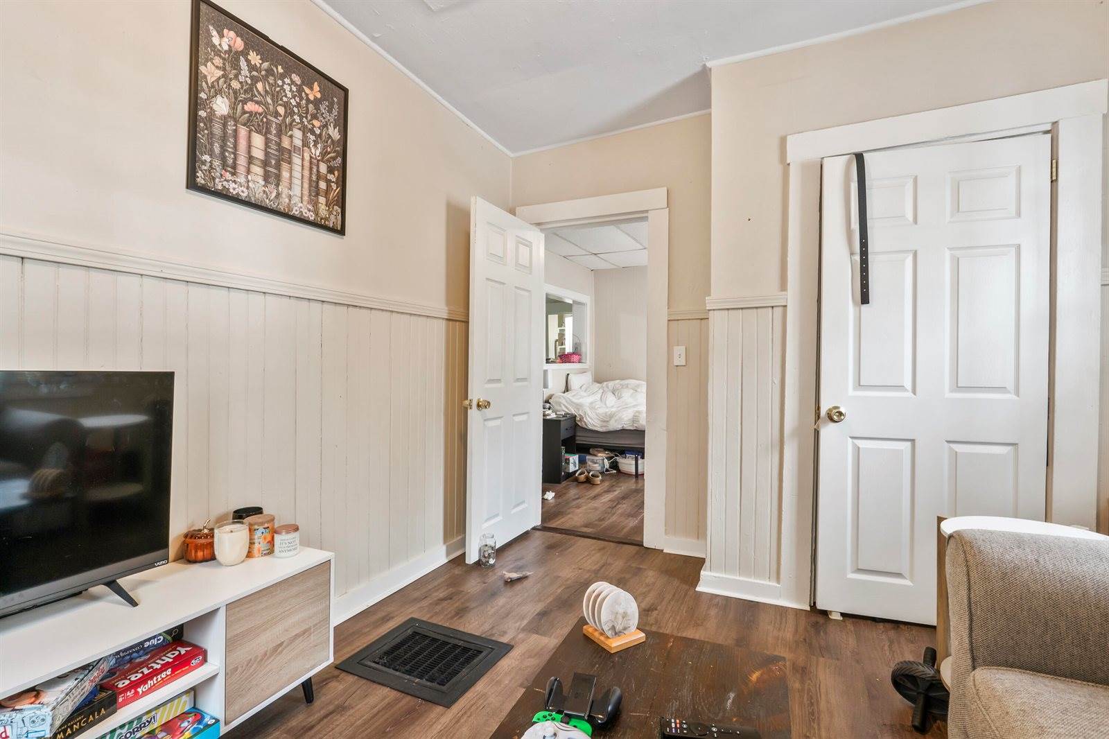 16 Main Street, Topsham, ME 04086