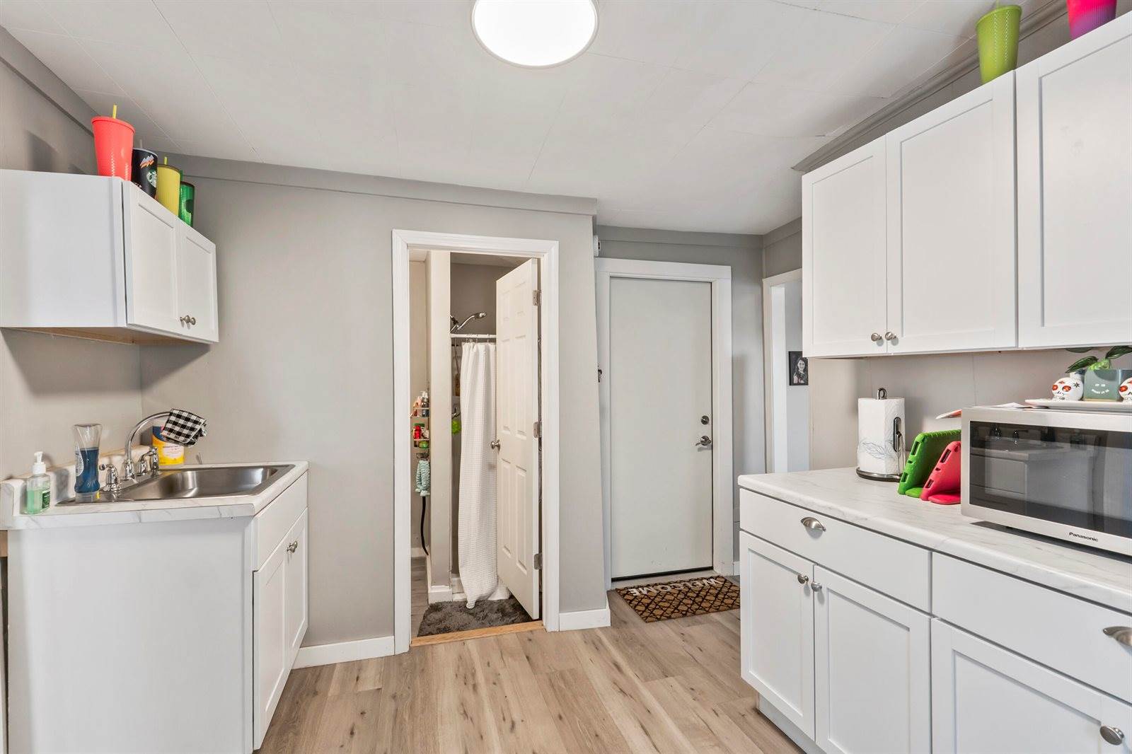 16 Main Street, Topsham, ME 04086