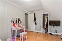 16 Main Street, Topsham, ME 04086