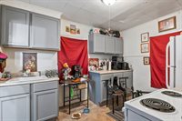 16 Main Street, Topsham, ME 04086