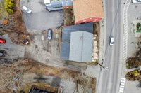 16 Main Street, Topsham, ME 04086
