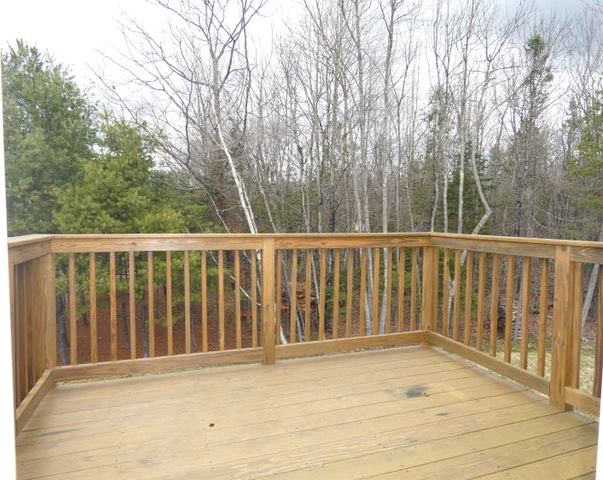 2 Partridge Run Drive, Winthrop, ME 04364