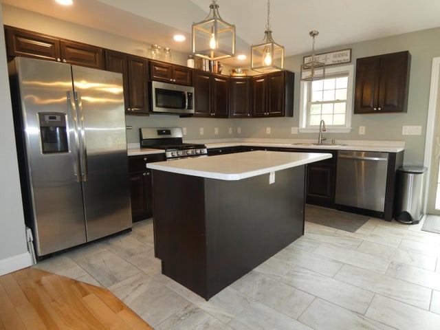 2 Partridge Run Drive, Winthrop, ME 04364