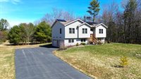 2 Partridge Run Drive, Winthrop, ME 04364