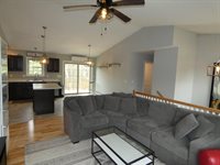 2 Partridge Run Drive, Winthrop, ME 04364