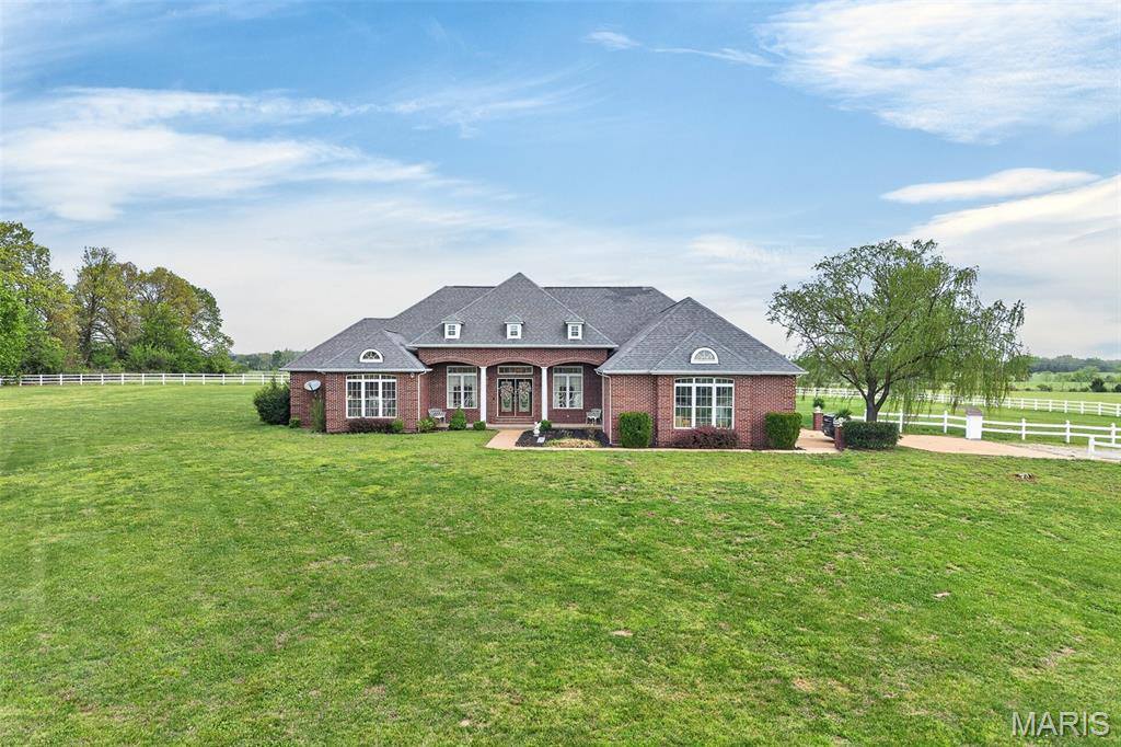 11447 Highway D, Dixon, MO 65459