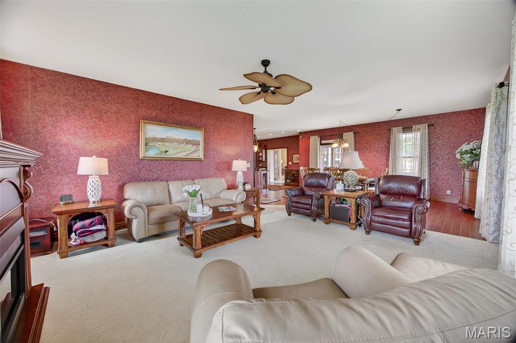 11447 Highway D, Dixon, MO 65459