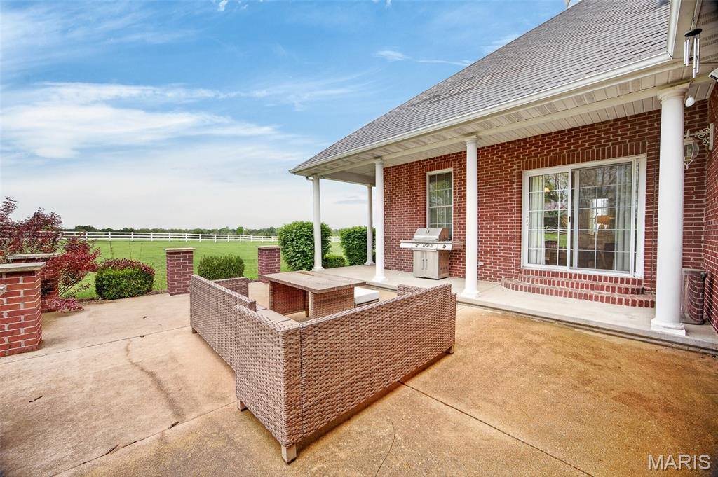 11447 Highway D, Dixon, MO 65459