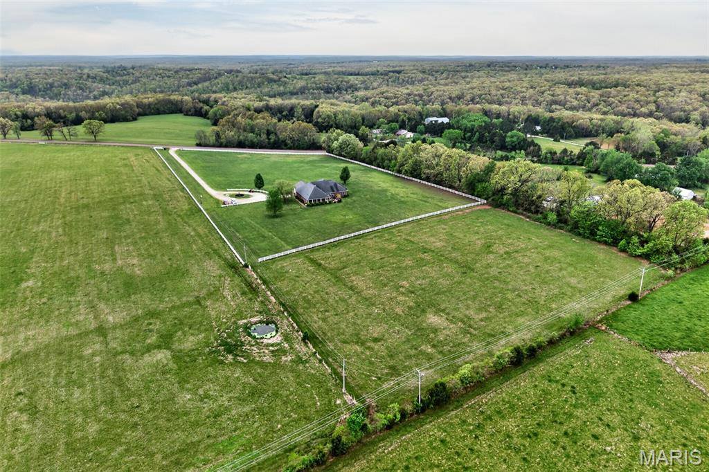 11447 Highway D, Dixon, MO 65459