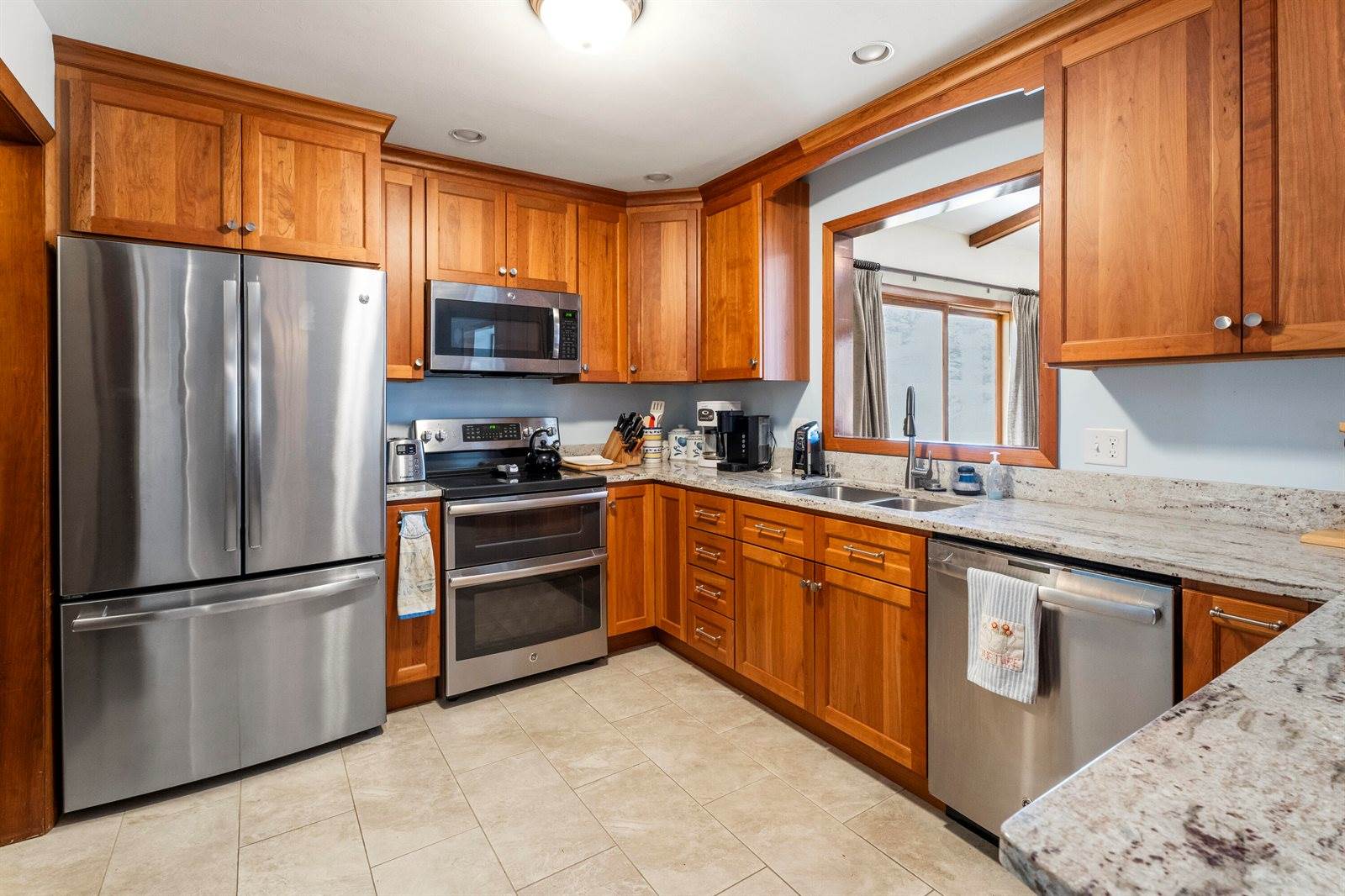 85 Longmeadow Drive, Brewer, ME 04412