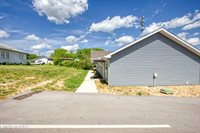 104 East Maire Ave, Clinton, TN 37716