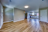 104 East Maire Ave, Clinton, TN 37716