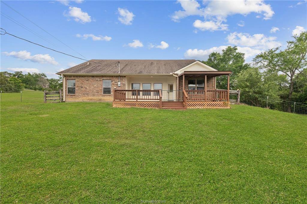 525 Oak Tree Lane, Franklin, TX 77856