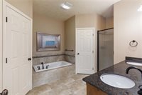 525 Oak Tree Lane, Franklin, TX 77856
