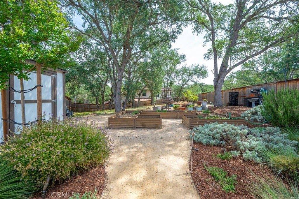 9320 Via Castillo, Atascadero, CA 93422