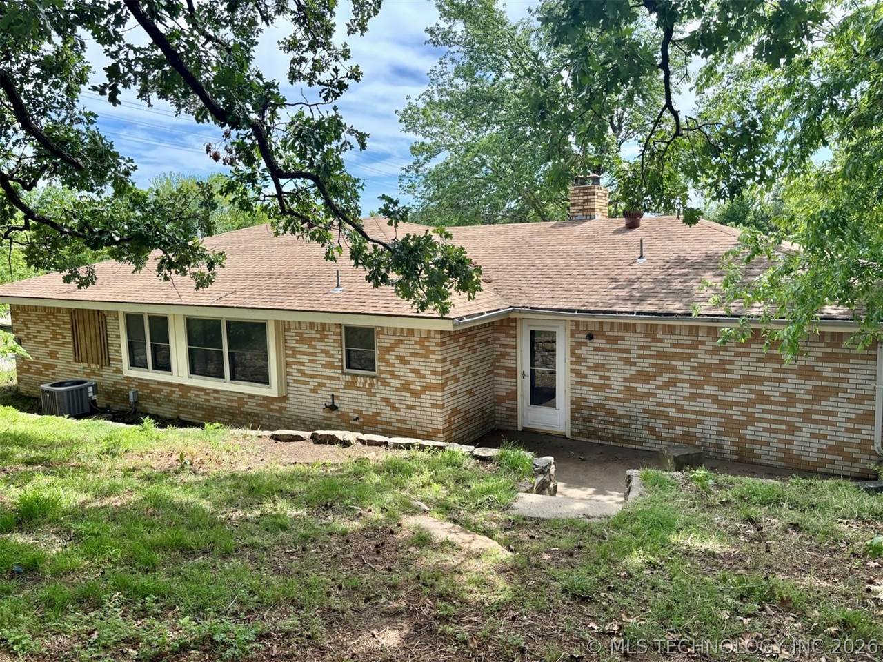 513 East Polk Avenue, McAlester, OK 74501