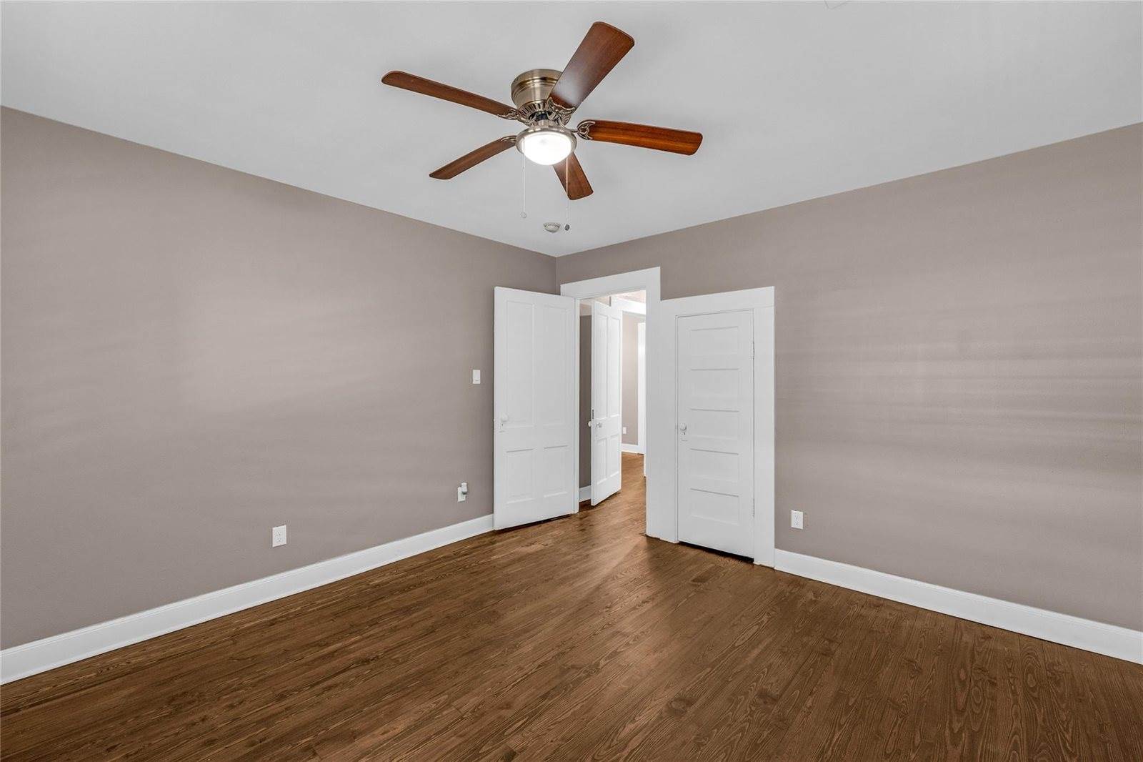 4102 Ursuline Street, Galveston, TX 77550