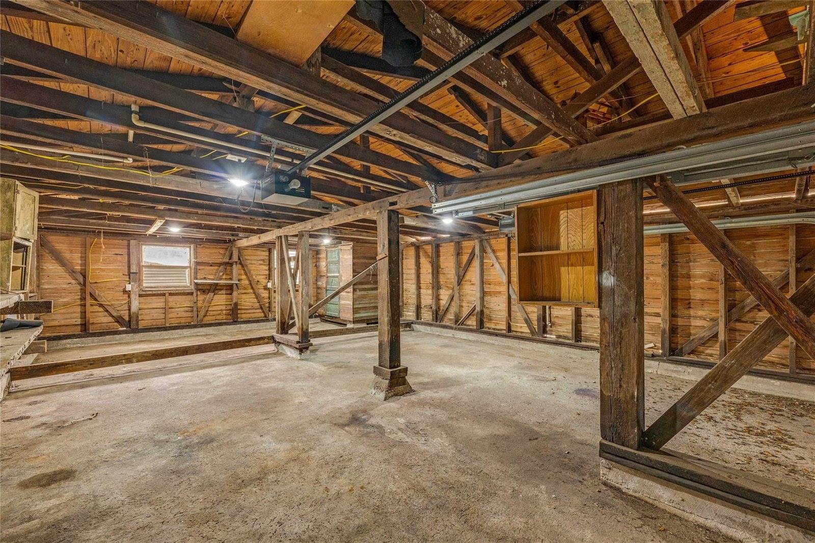 4102 Ursuline Street, Galveston, TX 77550