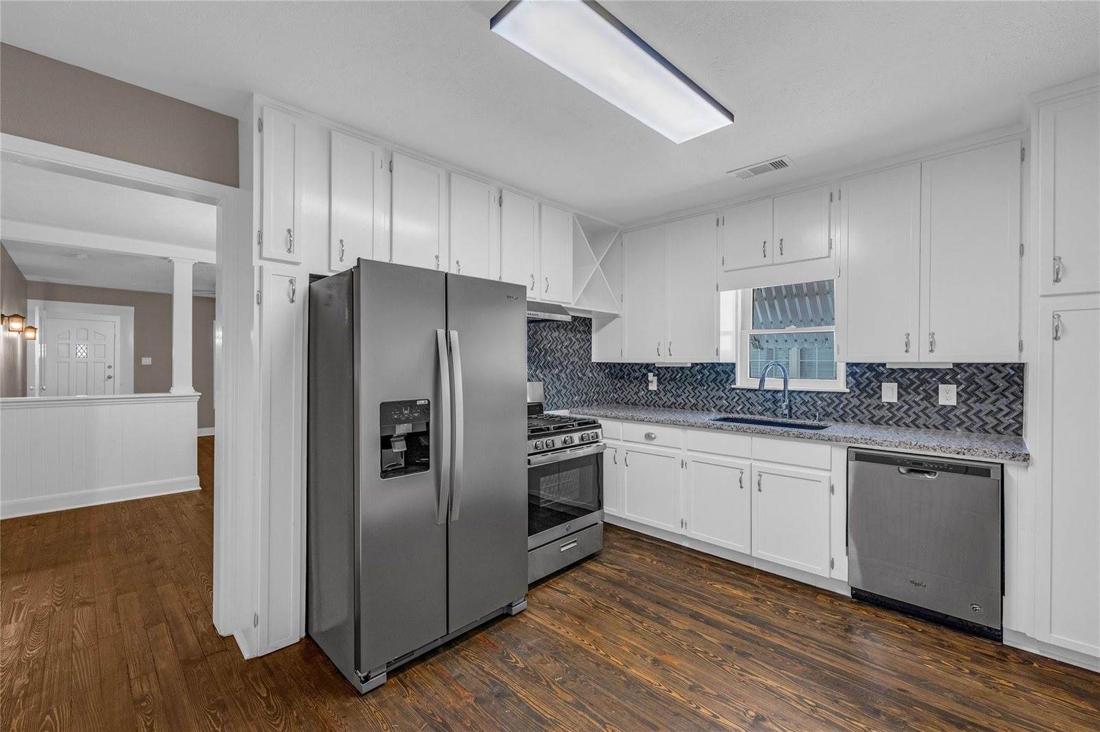 4102 Ursuline Street, Galveston, TX 77550