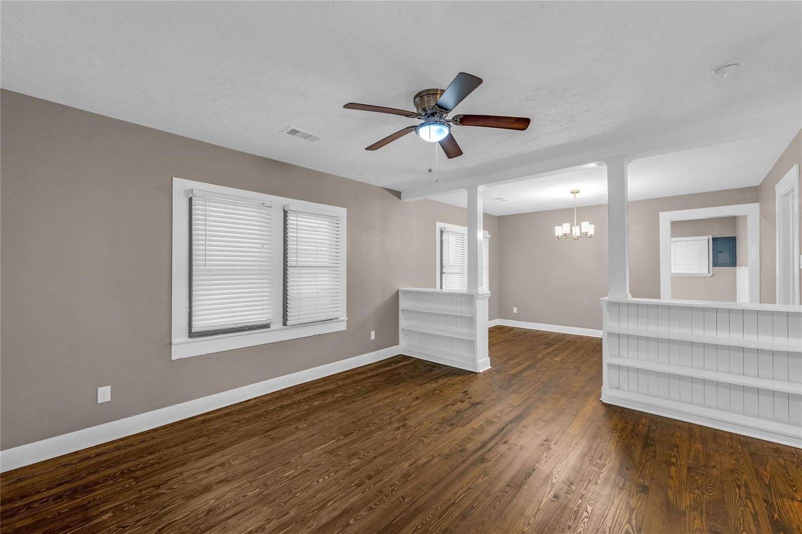 4102 Ursuline Street, Galveston, TX 77550