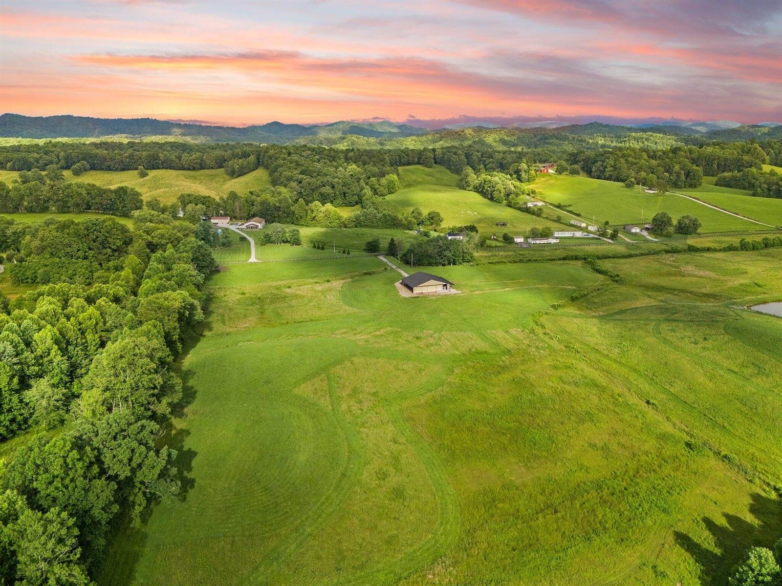 1114 a Matt Baker Road, London, KY 40744