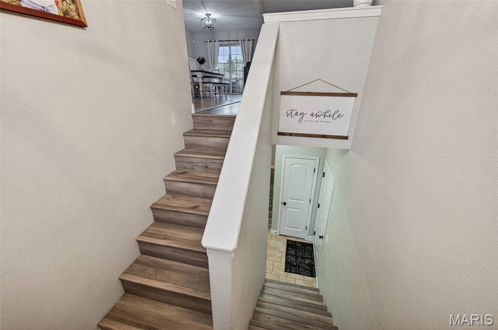 105 Sandstone Drive, Saint Robert, MO 65584