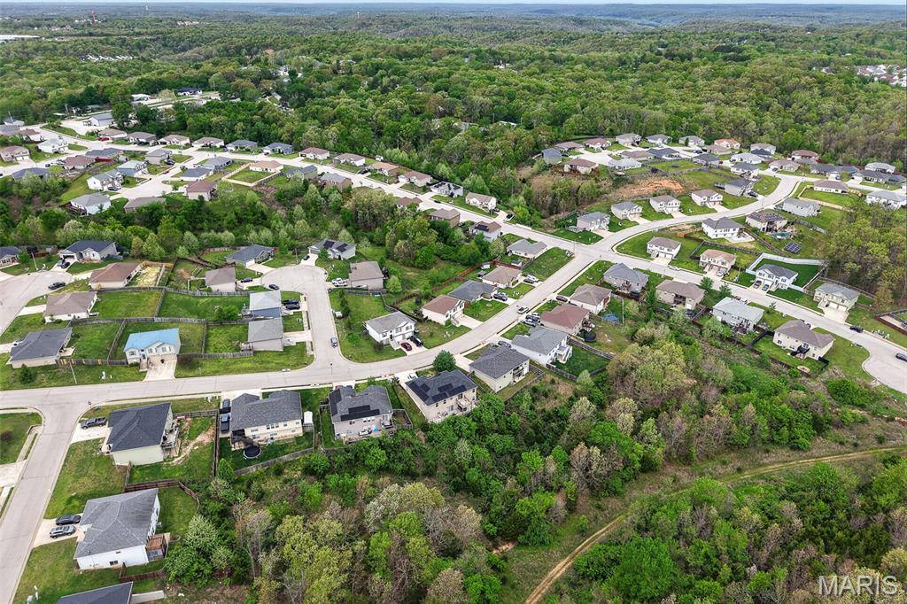 105 Sandstone Drive, Saint Robert, MO 65584