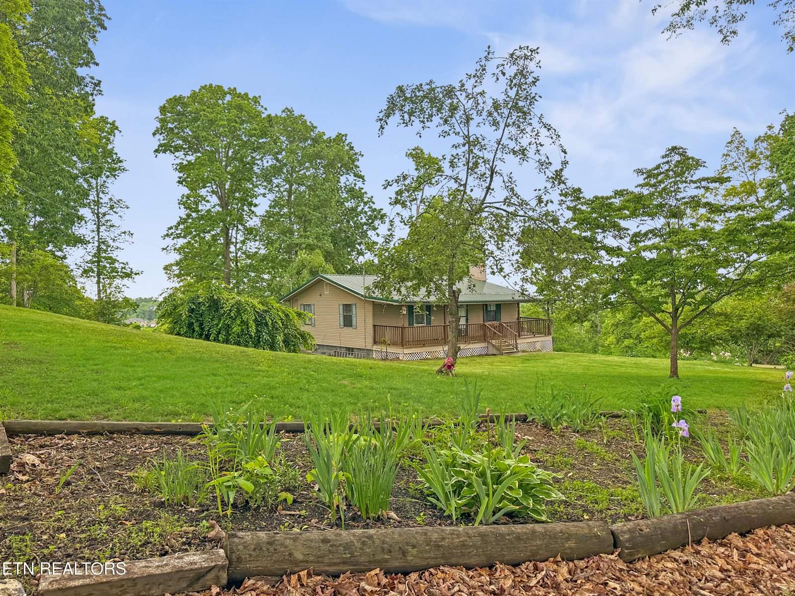 450 Buffalo Lane, Tazewell, TN 37879