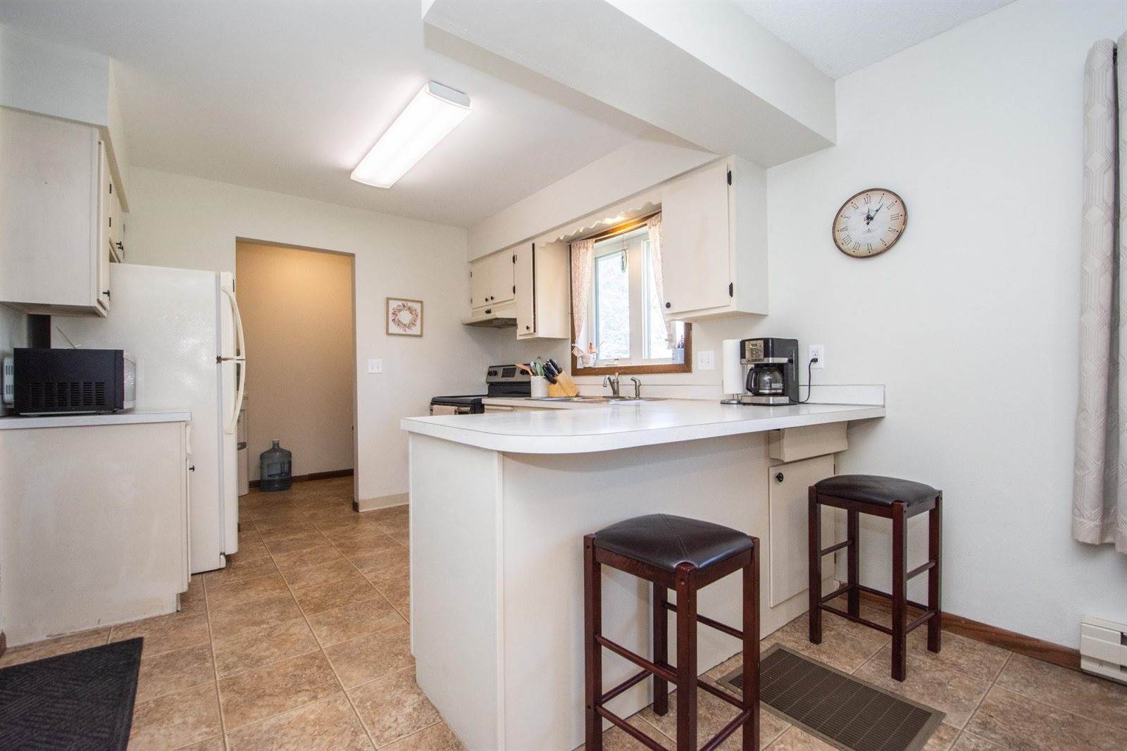 505 8th Avenue SE, Barnesville, MN 56514