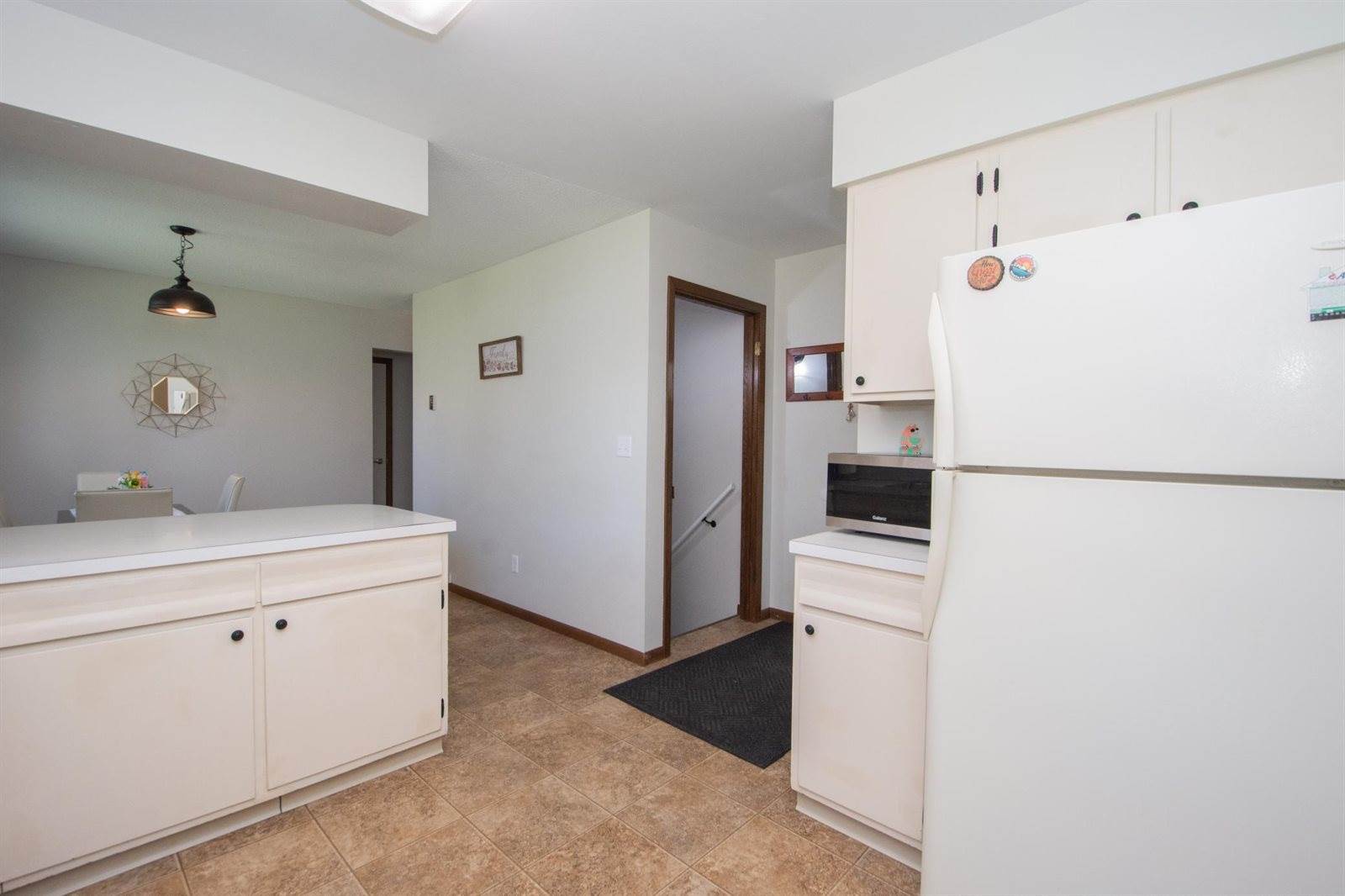 505 8th Avenue SE, Barnesville, MN 56514