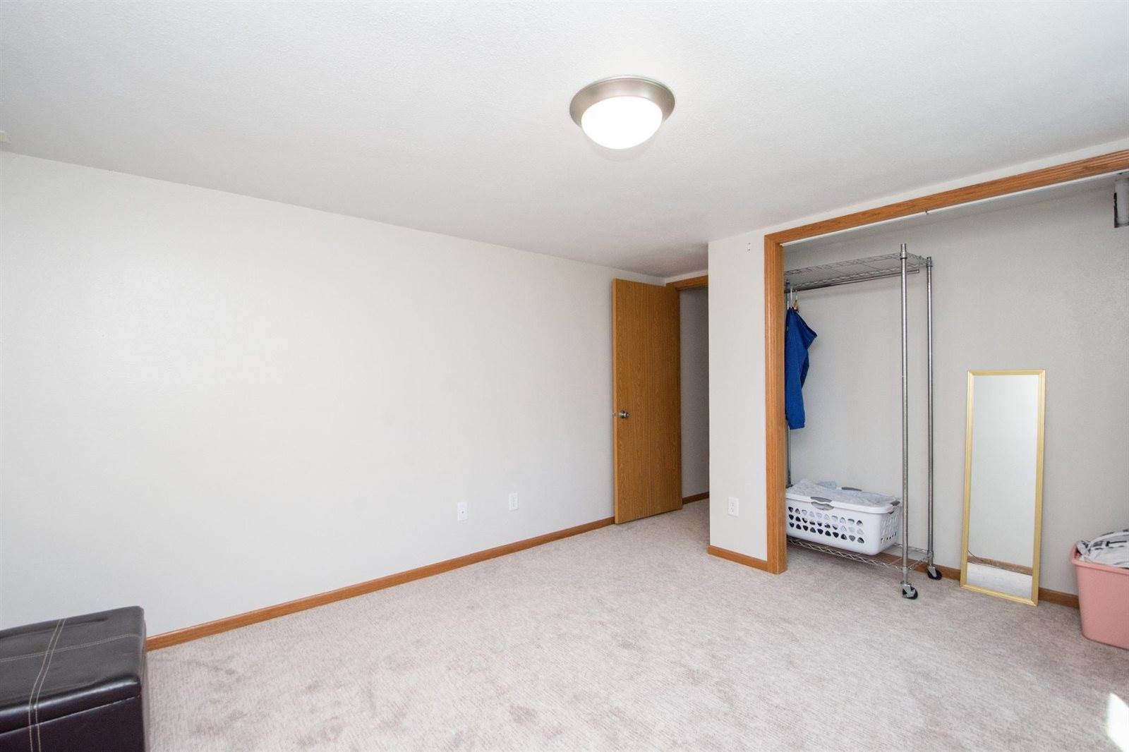 505 8th Avenue SE, Barnesville, MN 56514