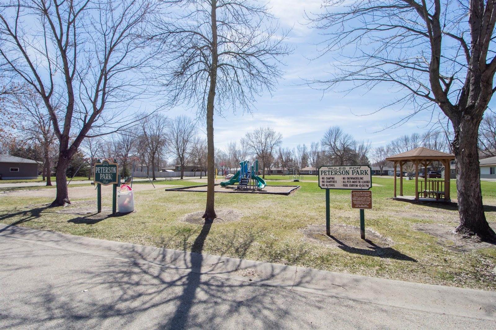 505 8th Avenue SE, Barnesville, MN 56514