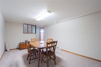 505 8th Avenue SE, Barnesville, MN 56514