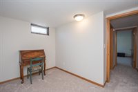 505 8th Avenue SE, Barnesville, MN 56514