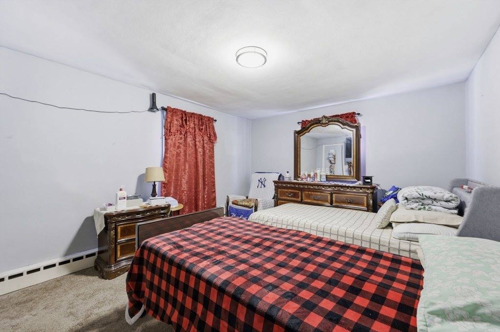 19 Carnavon Circle, Springfield, MA 01109