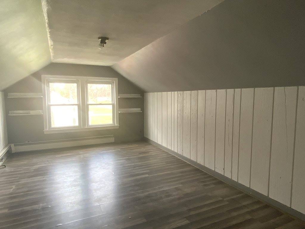 86 Peekskill Ave, Springfield, MA 01129