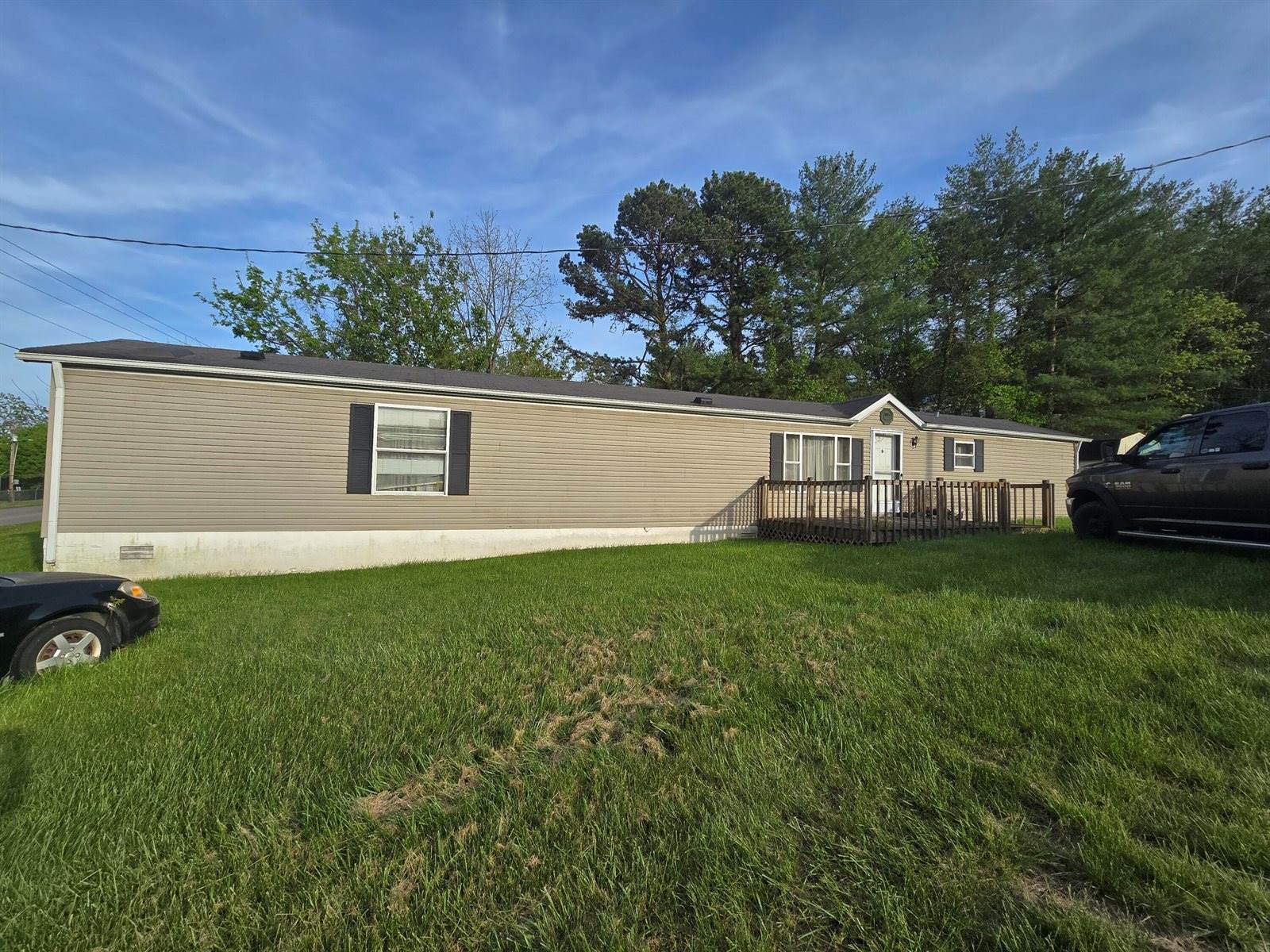 1638 Hampton Road, London, KY 40741