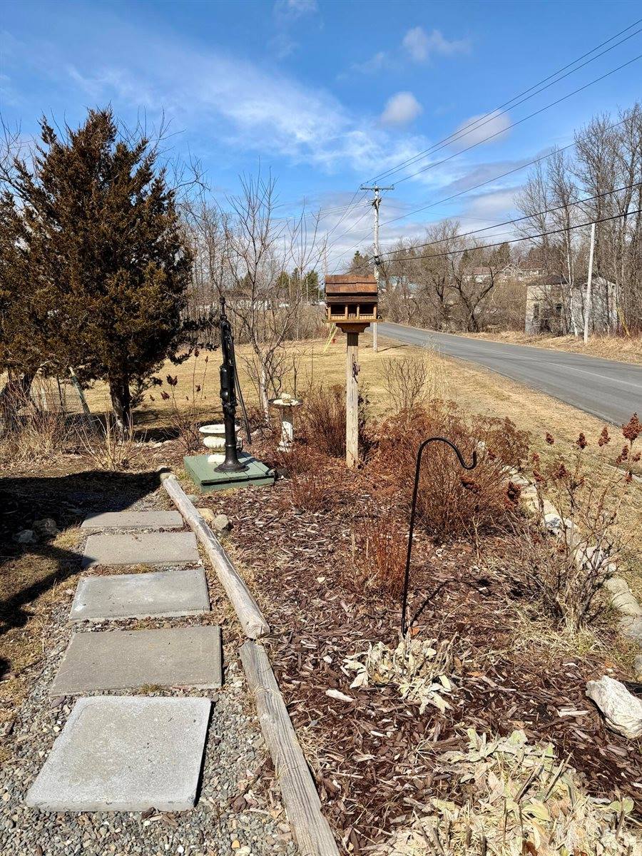 120 Pondview Street, Limestone, ME 04750